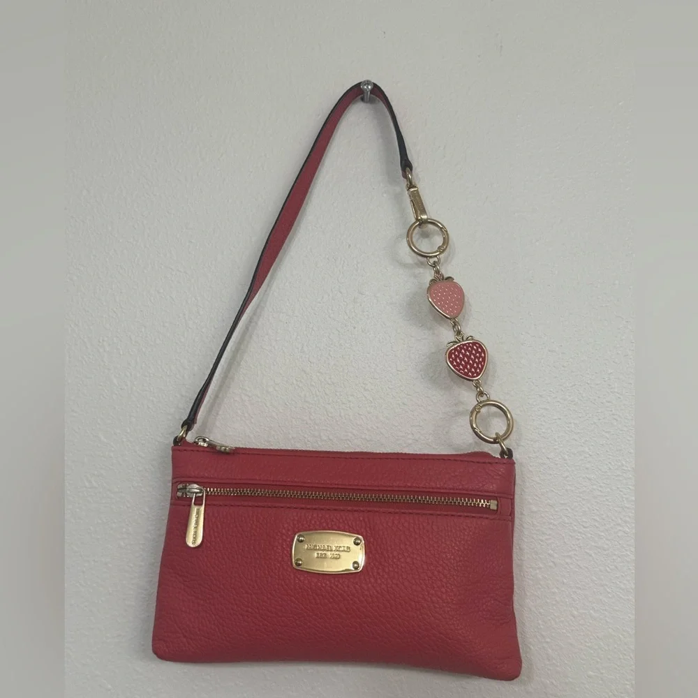 🍓🍓🍓Michael Kors Red Leather shoulder Bag